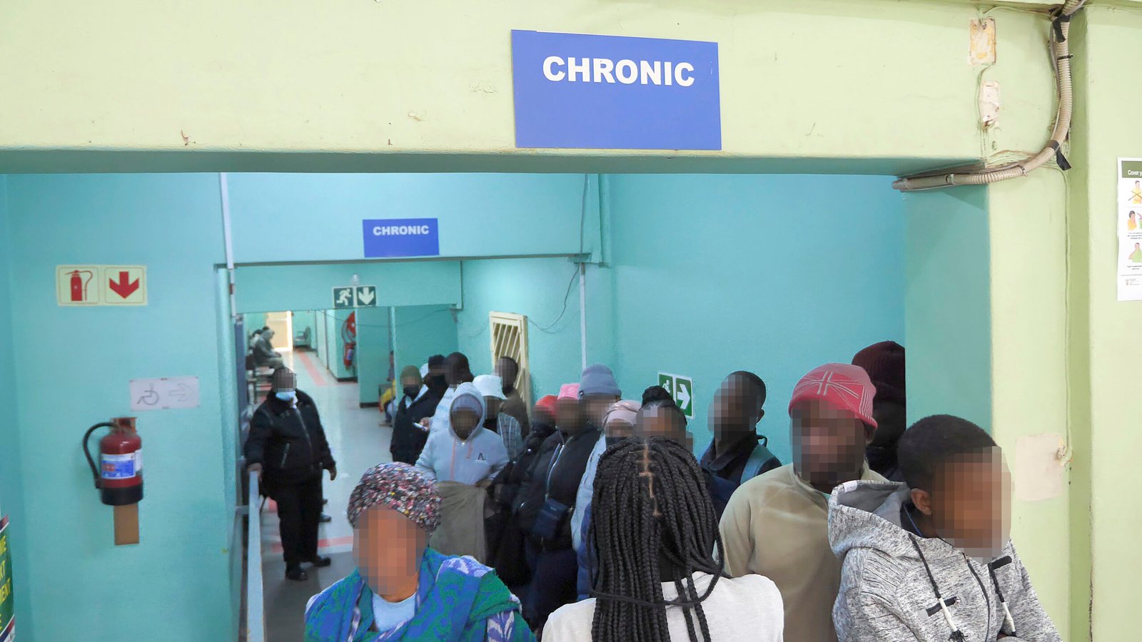 Long queue at HIV AIDS health centrem